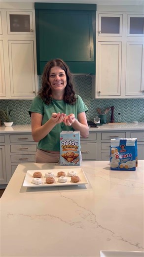 The Easiest Groundhog Day Treat 🐾 | 10-Second Kid Snack