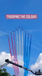 Red Arrows Over London – Trooping the Colour #RedArrows #TroopingTheColour #London | Wonders of London