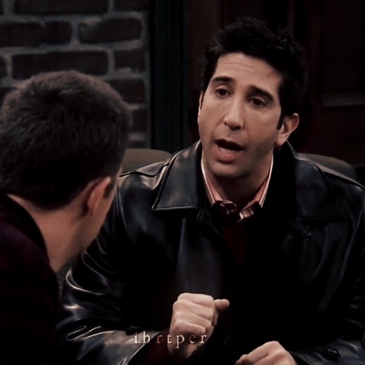 ⋆ ˚｡⋆୨୧˚ — #chandlerbing yeah Ross, he gets to make the jokes. || scps; @シ︎ #friendstvshow #matthewperry #fyp