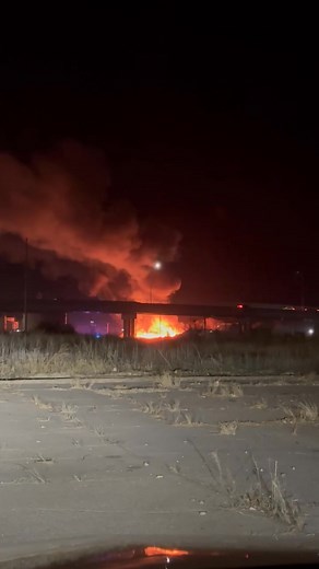 Significant fire tonight just south of downtown area south of walking bridge in Lexington tonight. | 93.1 The River