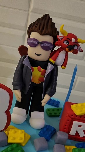 1.6K views · 16 reactions | Roblox themed cake | Kiddie Affairs Custom Cakes | Facebook