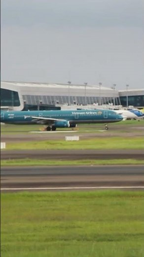 Vietnam Airlines VN630 Takeoff CGK (VN-A325) | CGK Planespotting