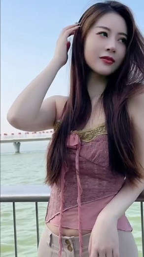 Beautiful Chinese Model - VK China