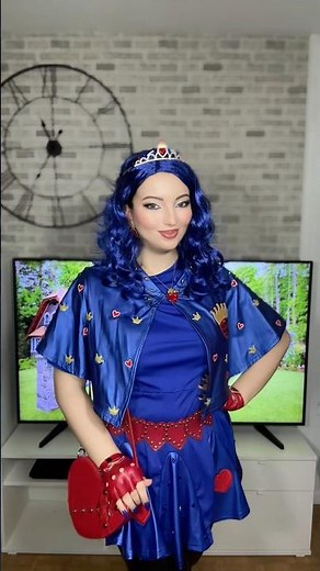 Rotten to the Core - Evie Descendants 💙 #evie #disneydescendants #descendants #rottentothecore