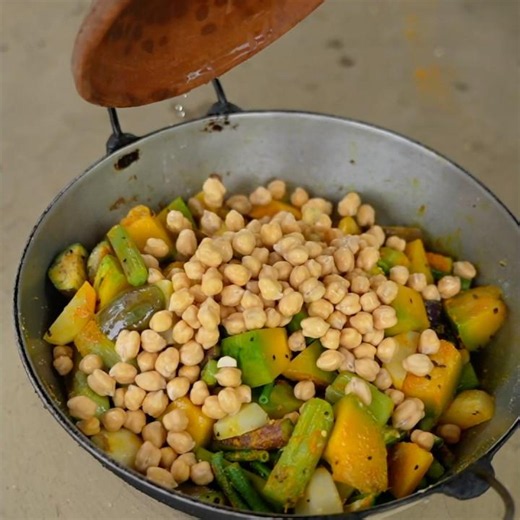 Mixed Veg Curry in Village Style #recipe #shorts #recipe