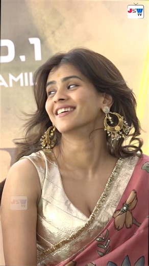 Hebah Patel Spotted At Event with hot looking #jswtv #jswtvshorts #hebahpatel #deshamuduru #event