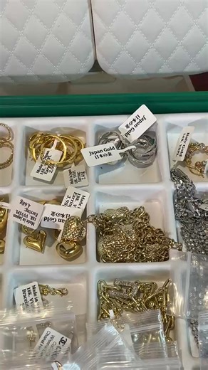 Blessed Thursday Everyone Live na po.. God Is Just, Even When Life Is Not Scripture: Job 34:1–37 Meaning & Lesson: In Job 34, Elihu speaks with boldness and clarity. He reminds Job—and all who listen—that God is never unjust. Human systems may fail, leaders may abuse power, and life may feel deeply unfair, but God’s rule is founded on righteousness and truth. Elihu emphasizes that God does not show favoritism. He sees both the mighty and the poor the same way. Nothing escapes His sight. Even whe