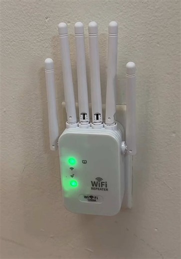 📶 ¿Señal débil en casa? ¡Ya no más! 🚀 Amplía la cobertura de tu WiFi y disfruta de internet rápido y estable en cada rincón de tu hogar. Ideal para streaming, juegos y trabajo. 🔥 #WiFiExtender #InternetRápido #Tecnología #TikTokShop #Gadgets