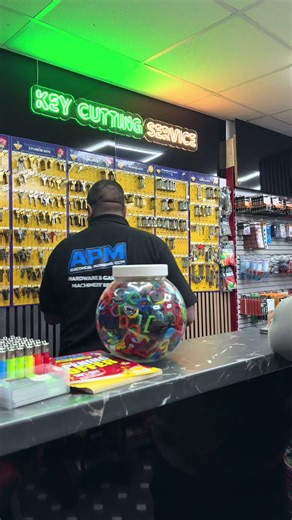 APM have your backs covered no matter the circumstances 🫵🏼 ✨Offer still available- £2.50 for household key cutting✨ #keys #housekey #smallbusiness #keycutting #birmingham