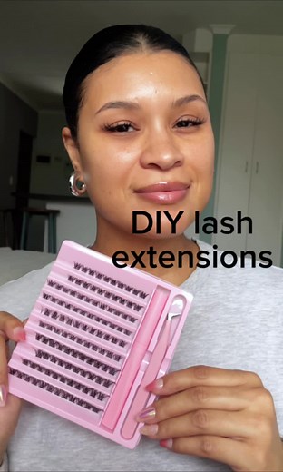DIY lash extensions! #fyp #foryoupage #SAMA28 #diy #athomelashextensions #southafrica #beautytok #satiktok🇿🇦 #diylashextensions @takealot.com