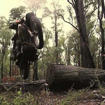 Suzuki DR650 goes Jump Jump Adventure Riding