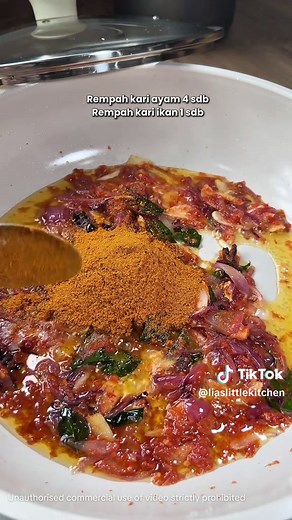 Kari Ayam simple tapi sedap!! #kariayam #kariayamkentang #resepikari #masakansimple #kari
