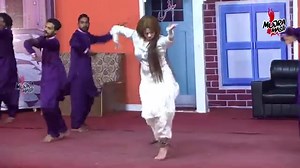 609K views · 54K reactions | NEW LATEST PAKISTANI PUNJABI STAGE MUJRA MASTI DANCE VIDEO SONG NASEEBO LAL 2019..... | RAJA ADIL | Facebook