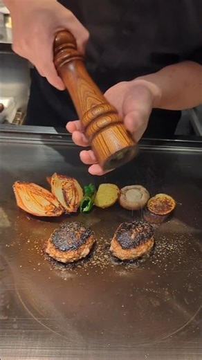 【 大阪 南森町 】ミニハンバーグ付きステーキランチコース 鉄板焼ガンプ #大阪グルメ