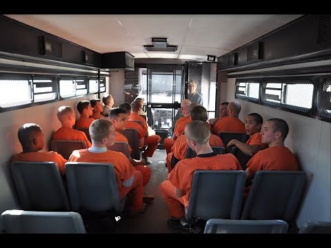Prisoner Transport Documentary - Transporting The Most Dangerous Criminals Across The USA