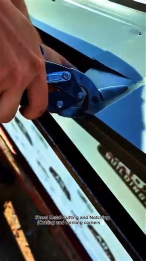 How Roofers Cut Perfect Metal Flashing Corners | Aviation Snips Sheet Metal Trick
