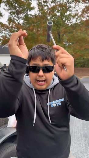 How to do maintenance on your blowers and weedwackers‼️ • • • #viral #landscape #viralvideos #landscaping #feedfeed #lawnmowerboys🔵 #fyp #feedpage #fyp #feedpage | Thelawnmowerboys