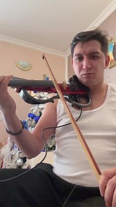 Malo klasika malo ciganija pa ko sta voli . Malo da se javim za sve one koji me prate i vole a i naravno za one koji me ne vole zivi zdravi bili. Volim vas sve vas Mosa ❤️🎻Momir Jovanovic | Momir Jovanovic
