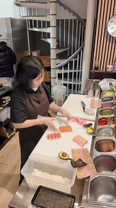 Bedste pris i Frederikssund! 🍣 Vil du gerne ud at spise sushi uden at sprænge budgettet? Så prøv vores ad libitum og spis så meget sushi, du kan, i 2 timer – fra kun 218 kroner! | Yangs Køkken