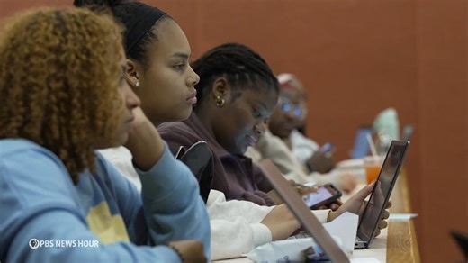 4-year colleges offer 2-year degrees to reach more students | PBS News Hour