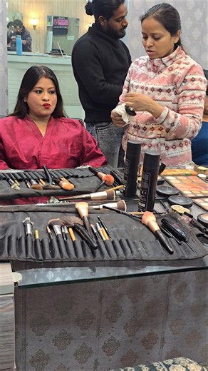 Mature Skin Makeup look✨️ #youtubeshorts #makeup #bridelmakup #bridemaid #makeup #braidal #hairstyle