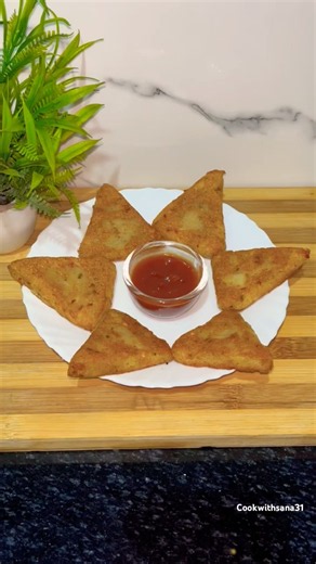 Instant Crispy Potato Triangles 🥔✨ | Easy & Quick Potato Snack #trending #viral #shorts #recipe #yt
