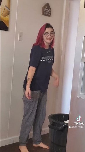 she pee'ed her pants