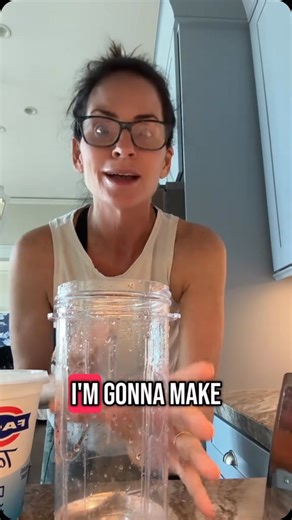 My Morning Ritual Smoothie This is more than a smoothie—it’s a daily act of care. Packed with protein, fiber, and nutrients to support your muscles, skin, and overall health through every phase of menopause. I created these Pause Nutrition supplements after caring for over 100,000 patients who needed real, effective solutions. Here’s what I make every morning: Recipe: ¾ cup plain Greek yogurt 1 scoop protein powder 1 scoop Pause Nutrition Creatine 1 scoop Pause Nutrition No-Flavor Fiber 2 scoops