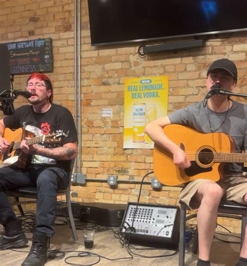 Just The Two Of Us (Cover) 🎶 #billwithers #cover #acousticduo #livemusic