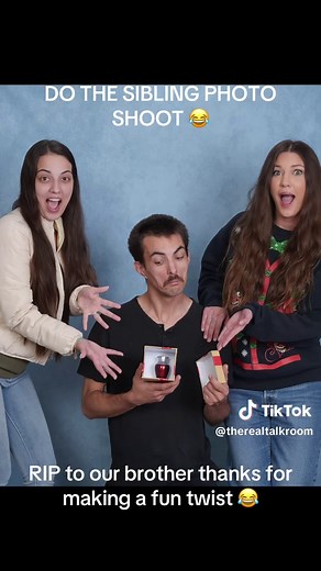 Creative Sibling Photo Shoot Ideas to Celebrate Family