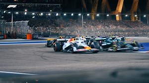 Get up close and personal with the Singapore race start! 😍 | F1