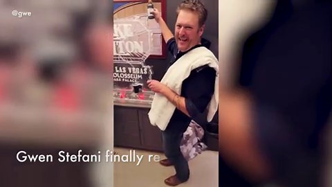WATCH: Gwen Stefani reunites with Blake Shelton