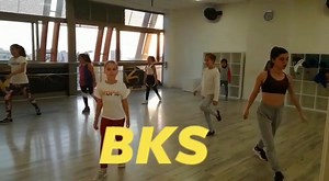 ✅BKS Comercial Kids 🤹‍♀️ by Ilaria Zingarella 🕠 Lunes y Miércoles 17:30 Comercial Kids ⏰ Martes y Jueves 17:30 kids Basico | Backstage Dance Studio