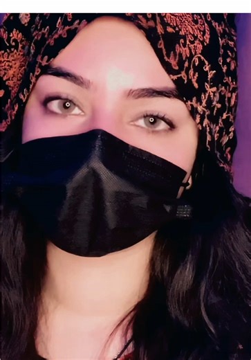 Captivating Aesthetic Vibes with Masked Girl Eyes
