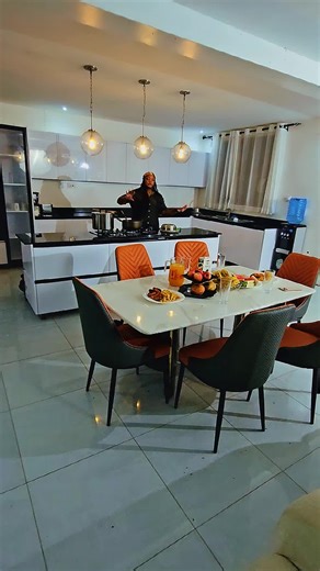 The Journey of Chogo Nyar Gi Waki: Dance Queen