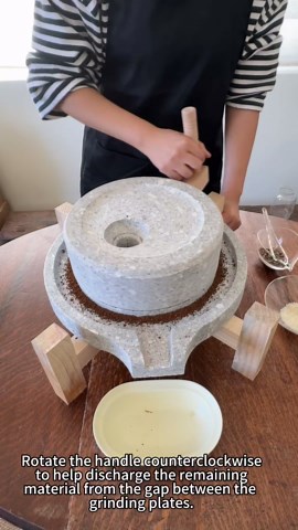 Artisanal Natural Stone Grain Mill (Solid Wood Base) - Household Grinder for Wheat/Spices & Coffee Beans, Ideal for Breads & Tortillas (7.87x11.8 Inches)