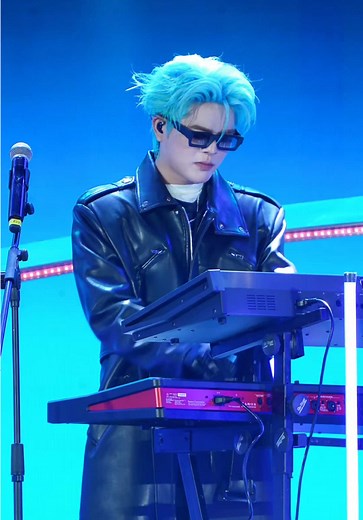 Live Looping Sao Băng - Rhyder's First Performance