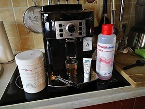 DeLonghi (ECAM 22.110B) Cleaning & Care (Automatic Descaling)