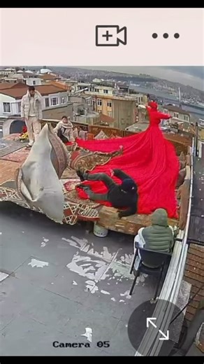 Emrah Yorulmaz on Instagram: "HUMAN SAFETY IS MORE IMPORTANT THAN ANYTHING. THIS VIDEO WAS NOT INTENTIONALLY OR DELIBERATELY SHOT DURING SUCH STRONG WINDS. IT WAS RECORDED MOMENTARILY DURING A SUDDEN GUST OF WIND. A photoshoot can sometimes be truly challenging, but in the end, it always remains a sweet memory. As you know, Istanbul is a city shaped by the Bosphorus. With the Black Sea on one side and the Marmara Sea on the other, the pressure differences can intensify the lodos winds, making ph