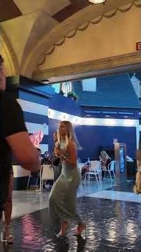 Paris las vegas was lit 25 #lasvegas #casino #slots #slot #lasvegashotel #vegas