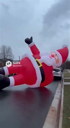 Breakdancing Santa 🎅 🕺