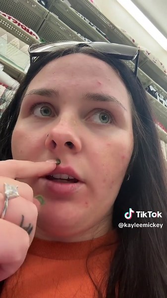 GRINCH FINDS IN HOBBY LOBBY - 50% OFF CHRISTMAS DECOR!