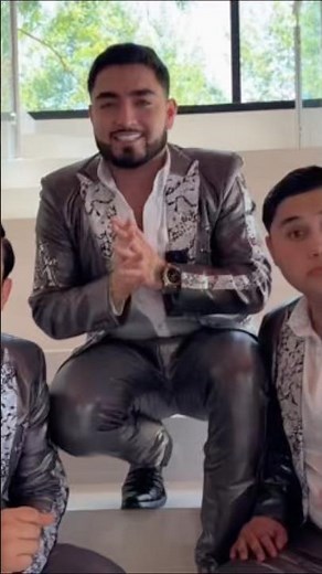 Estamos a unas horas del gran estreno de nuestro álbum y video oficial “Si Las Miradas Matarán”