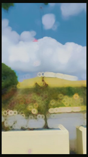 Siapa yang baru tau kalo ada tempat yang penghuninya sebagian besar orang amerika di Jepang? Yap ini adalah cyatan (American Vilage) yang terletak di Prefektur Okinawa. American vibes banget dari bangunan, makanan, tata ruang dan lainnya sangat khas dengan model bangunan amerika pada zaman dulu. Ada yang taukan masalah perang amerika dengan jepang dulu, nah okinawa ini salah satu daerah jepang yang pernah ditawan oleh amerika. Meskipun pendudukan AS atas daratan Jepang berakhir pada tahun 1952, 