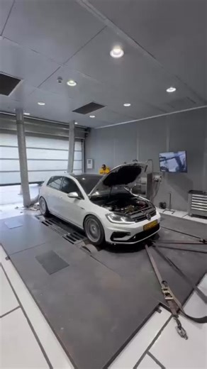 #tbt 707WHP delivered by JDY Precision Turbo & Engine 6266 Next Gen EA888 Gen3 Turbo Kit! This beast is officially done and the numbers are in: 2.95bar and 707WHP! 💥 But guess what? This is just the beginning. We can’t wait to see how this performance monster performs once they upgrade to a 5bar MAP sensor. The potential is insane! 🔥 Shoutout to the incredible teams who made this dream a reality. Your hard work and expertise are unmatched: Tuner: @husam_tayib Dyno Shop: @kanooperformance Mecha