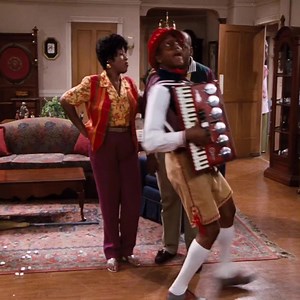 Family Matters - S07E01 -Little Big Guy A | Elwyn Klegy