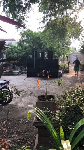 1.4K views · 12 reactions | Mek 12in bolo Yo gak horeg blas #soundsystem #soundhoreg #soundbalap #soundmini #pecintahoreg #tukangsound | Zubed Pro | Facebook