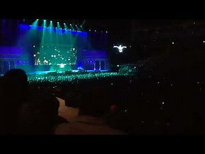 The Muppets take O2. Rainbow connection live. July 18