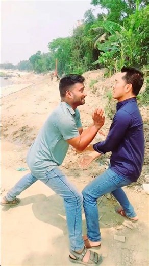 Roadside attack by enemy #enemy #attack #martialarts #shorts