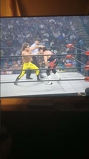 Eddie Guerrero vs Chris Benoit WCW Monday Nitro 11/6/1995